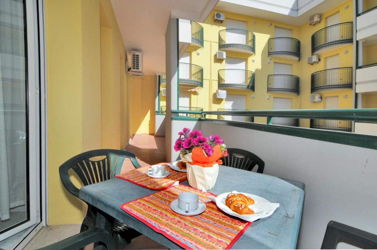 Cristoforo Colombo Apartment Caorle Ngoại thất bức ảnh